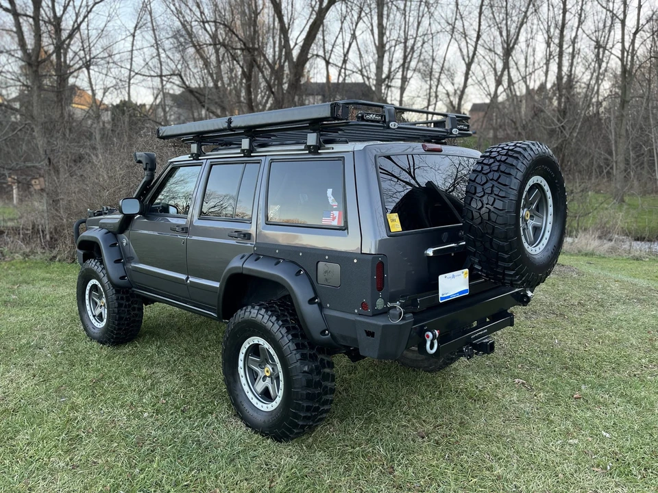 2000 Jeep XJ Cherokee - Image 22 of 31