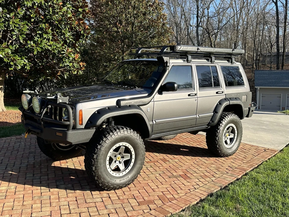 2000 Jeep XJ Cherokee - Image 6 of 31