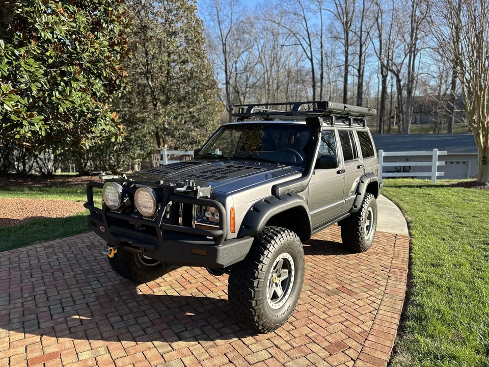 2000 Jeep XJ Cherokee - Image 3 of 31
