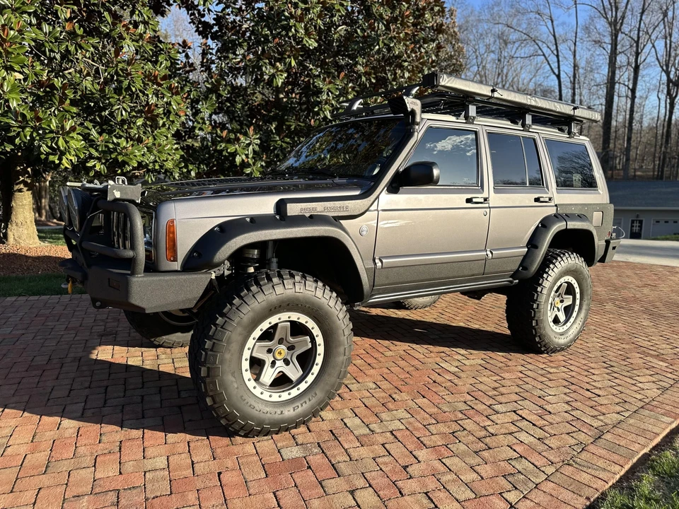2000 Jeep XJ Cherokee - Image 5 of 31