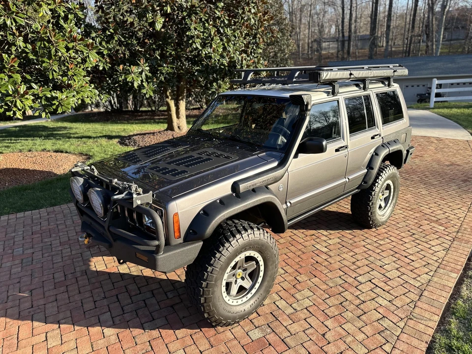 2000 Jeep XJ Cherokee - Image 4 of 31