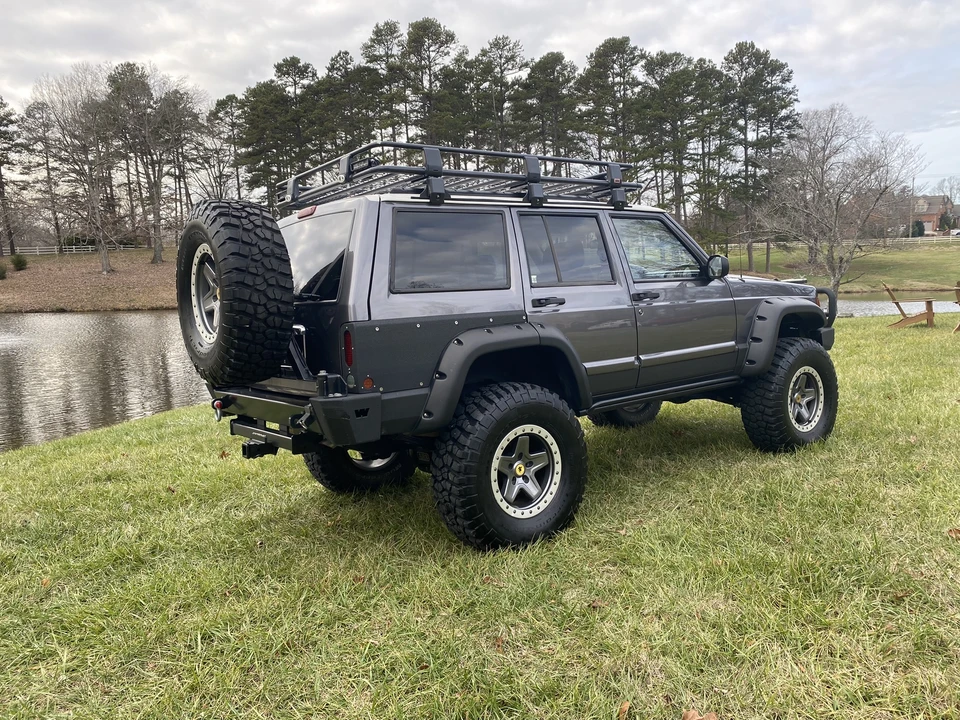 2000 Jeep XJ Cherokee - Image 16 of 31