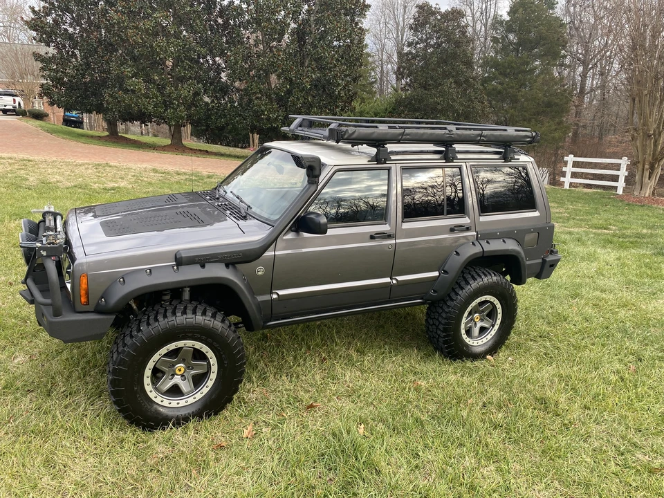 2000 Jeep XJ Cherokee - Image 10 of 31