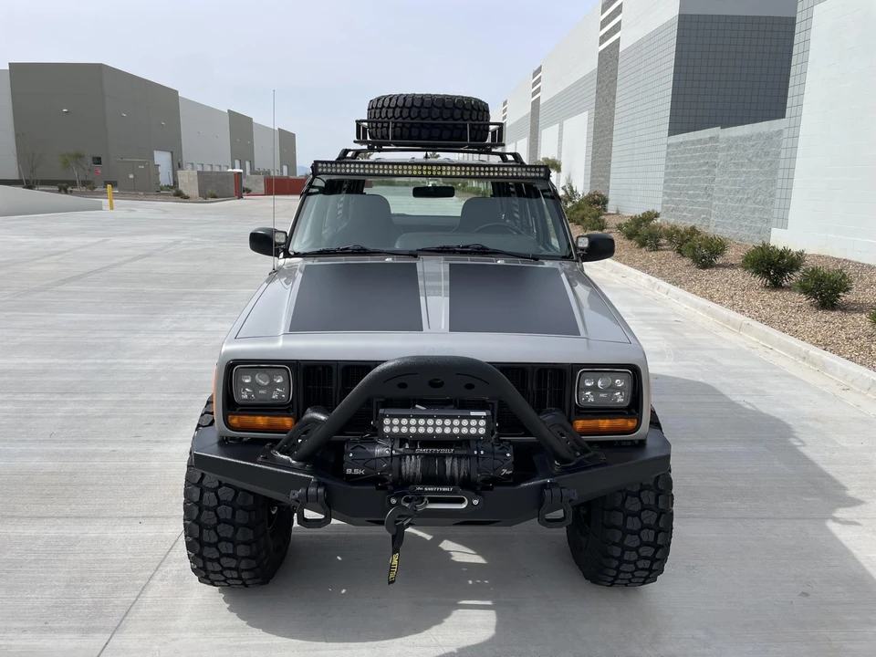2000 Jeep XJ Cherokee - Image 12 of 31