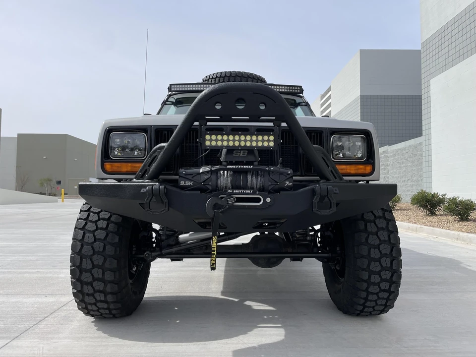 2000 Jeep XJ Cherokee - Image 7 of 31