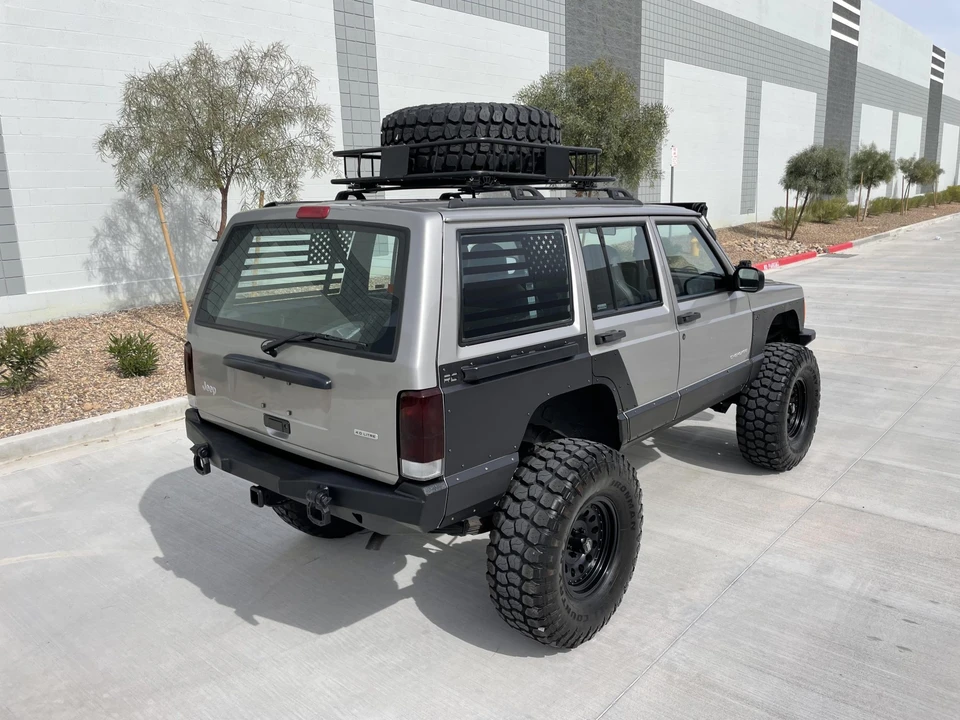 2000 Jeep XJ Cherokee - Image 24 of 31