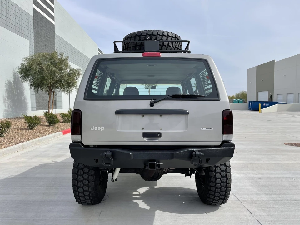 2000 Jeep XJ Cherokee - Image 26 of 31