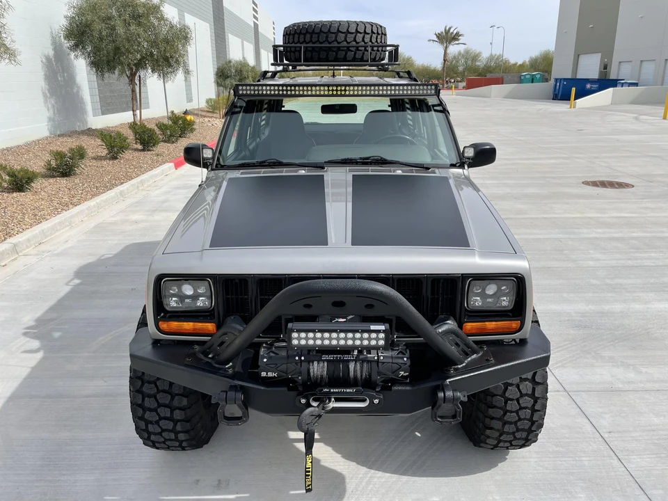 2000 Jeep XJ Cherokee - Image 11 of 31