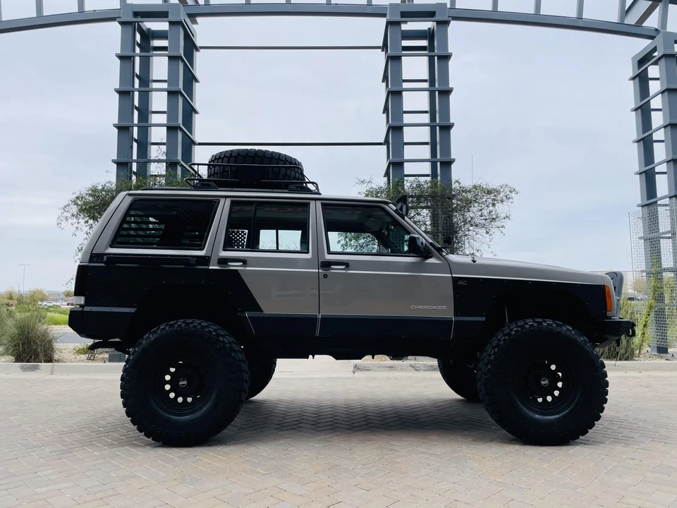 2000 Jeep XJ Cherokee - Image 20 of 31