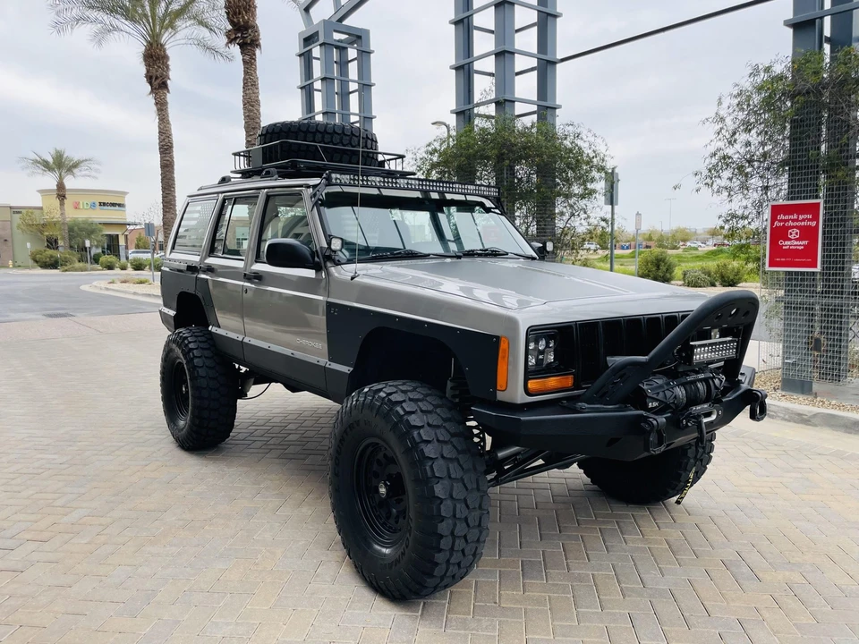 2000 Jeep XJ Cherokee - Image 14 of 31