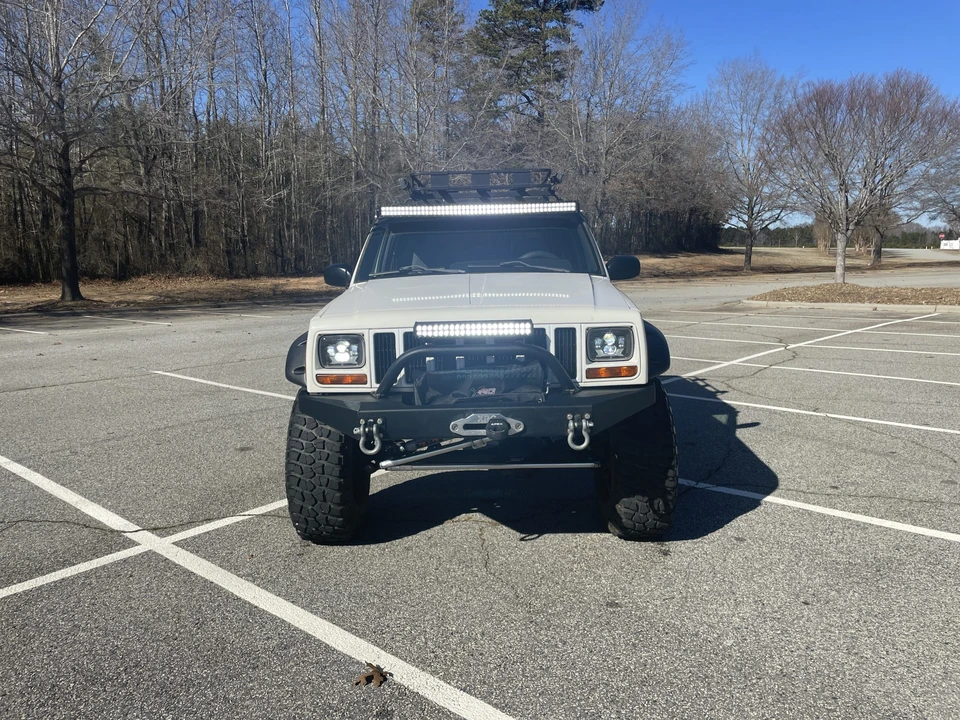2000 Jeep XJ Cherokee - Image 12 of 31