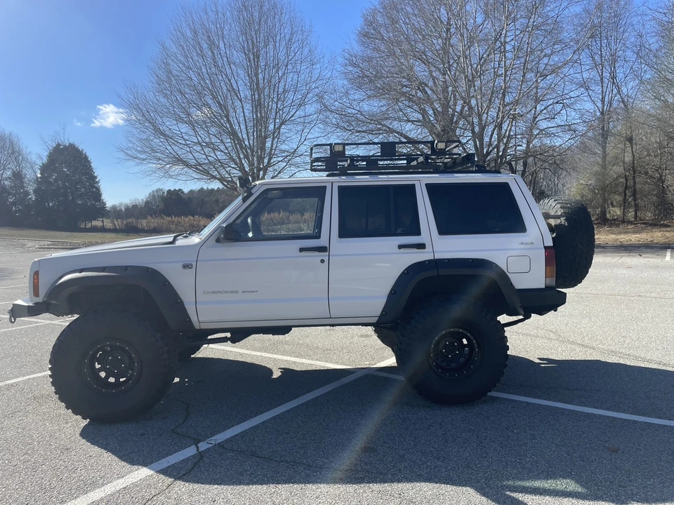 2000 Jeep XJ Cherokee - Image 5 of 31