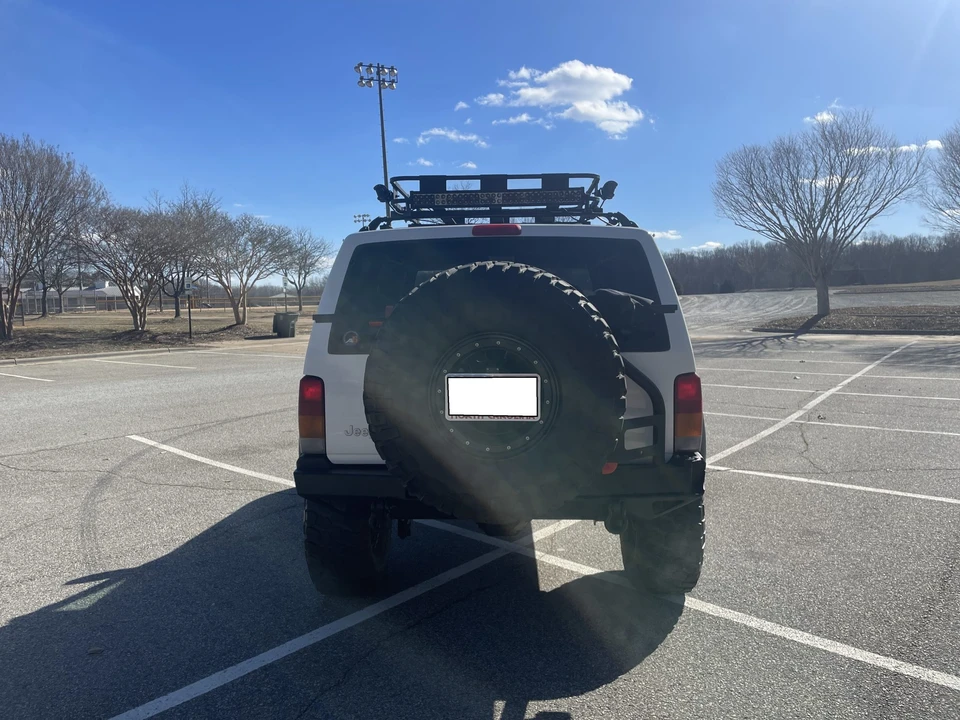 2000 Jeep XJ Cherokee - Image 7 of 31