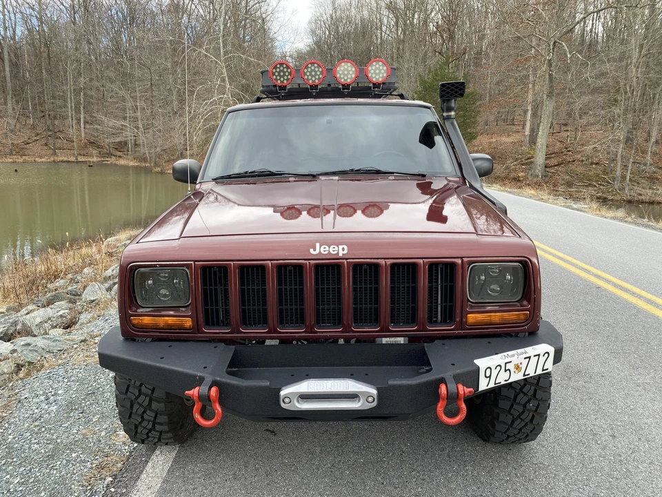 2000 Jeep XJ Cherokee - Image 9 of 31