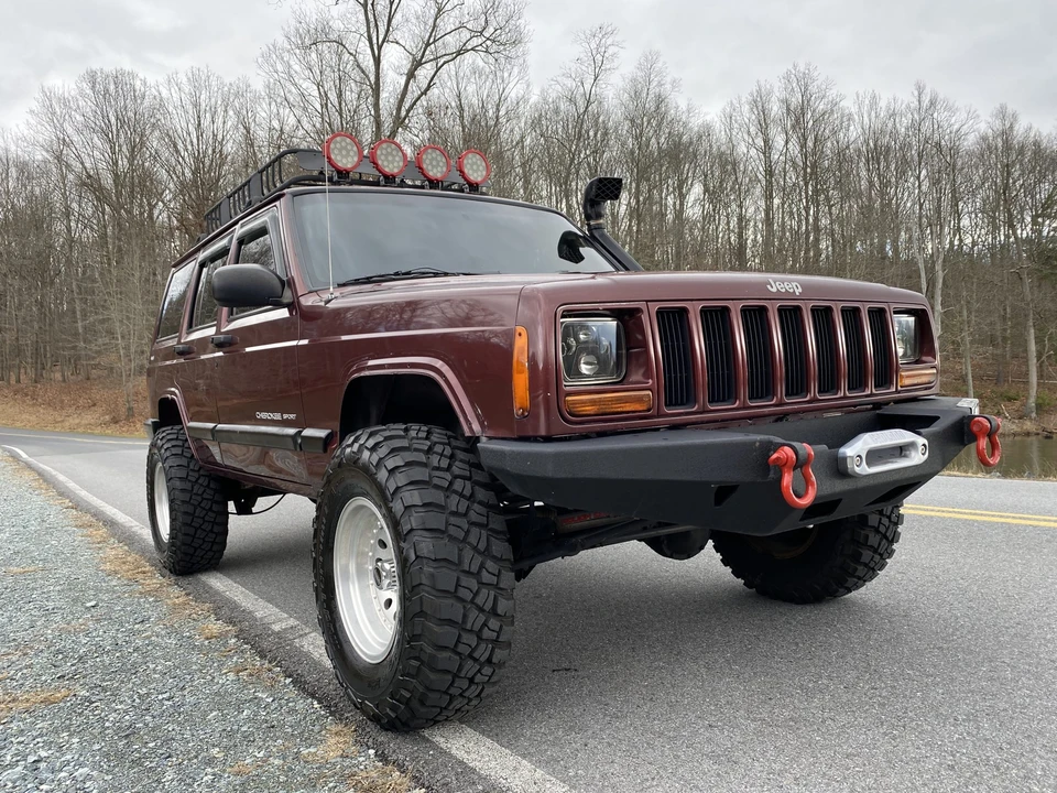 2000 Jeep XJ Cherokee - Image 11 of 31
