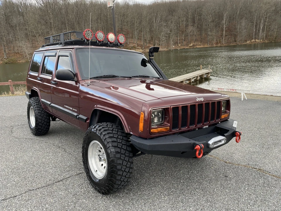 2000 Jeep XJ Cherokee - Image 17 of 31