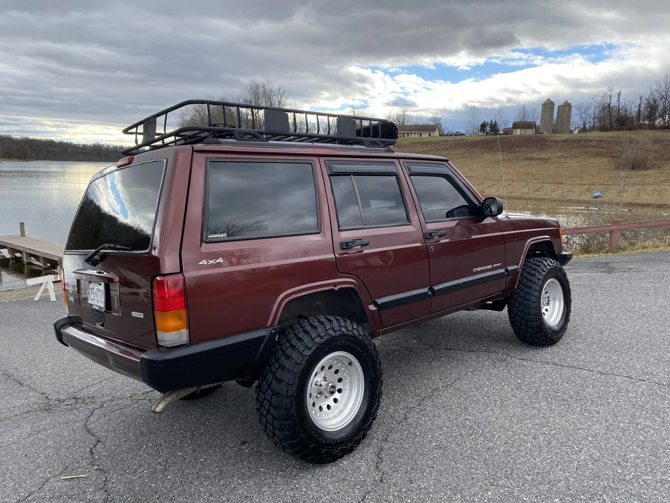 2000 Jeep XJ Cherokee - Image 22 of 31