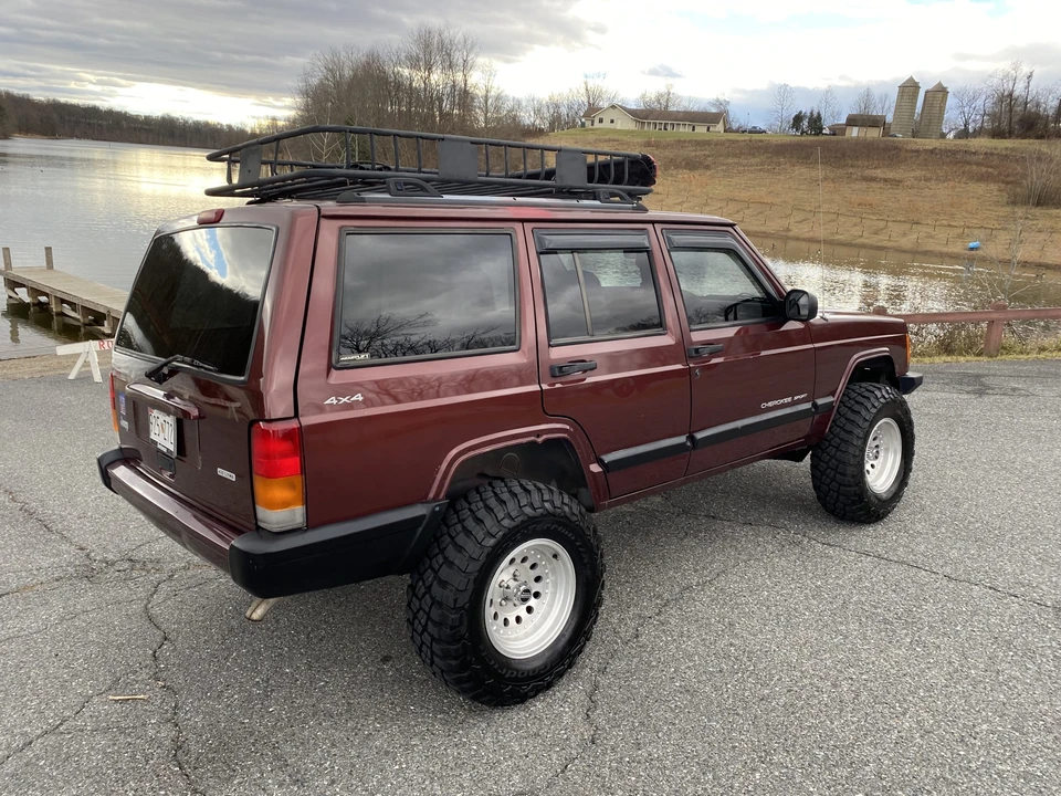 2000 Jeep XJ Cherokee - Image 23 of 31