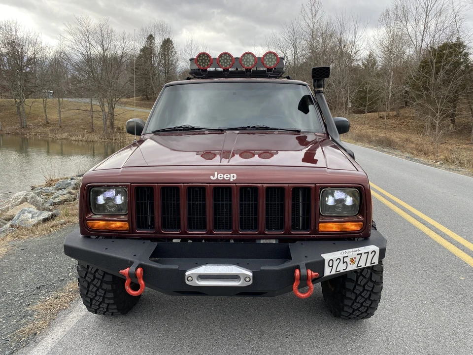2000 Jeep XJ Cherokee - Image 10 of 31