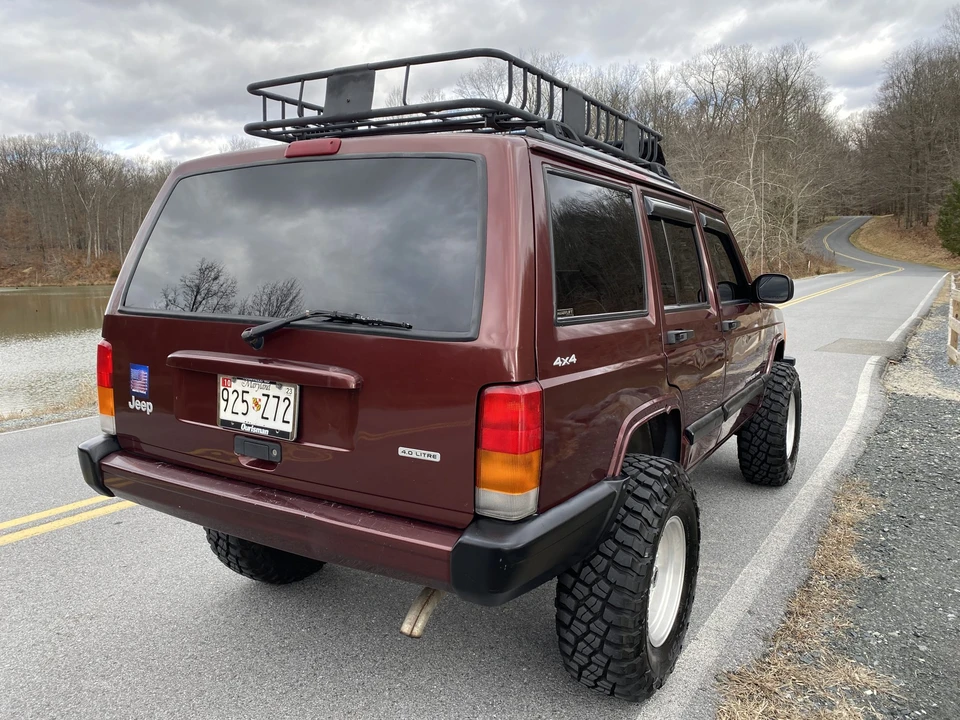 2000 Jeep XJ Cherokee - Image 26 of 31