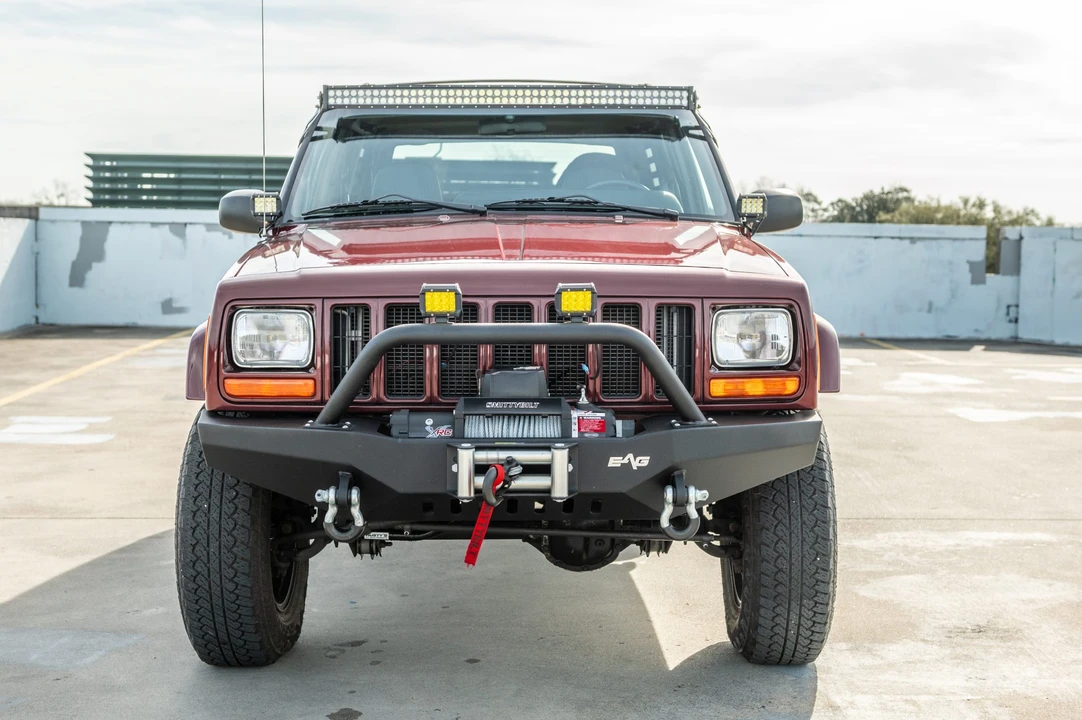 2000 Jeep XJ Cherokee - Image 3 of 31