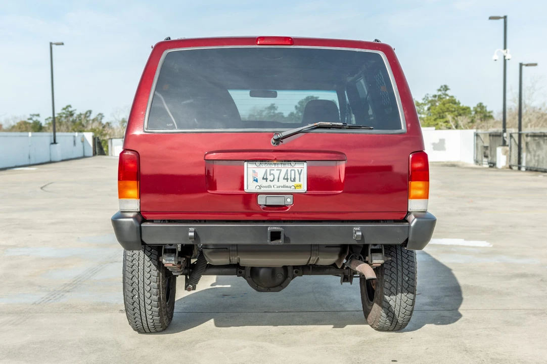 2000 Jeep XJ Cherokee - Image 9 of 31