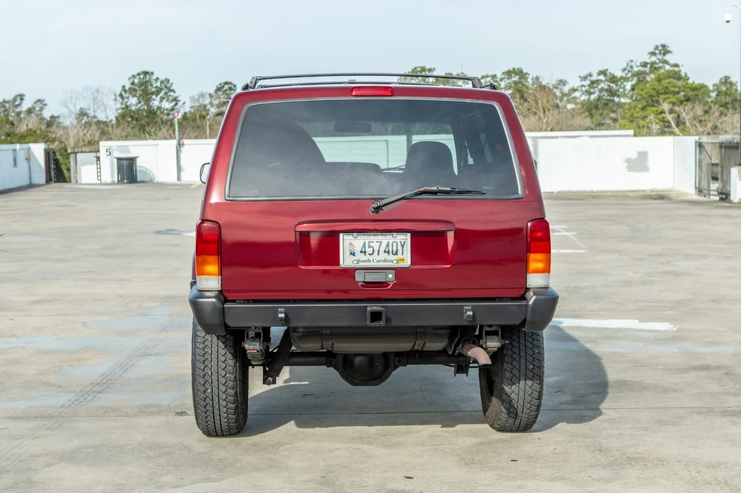 2000 Jeep XJ Cherokee - Image 8 of 31