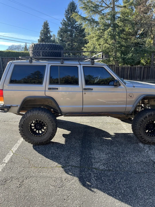 2000 Jeep XJ Cherokee - Image 7 of 31