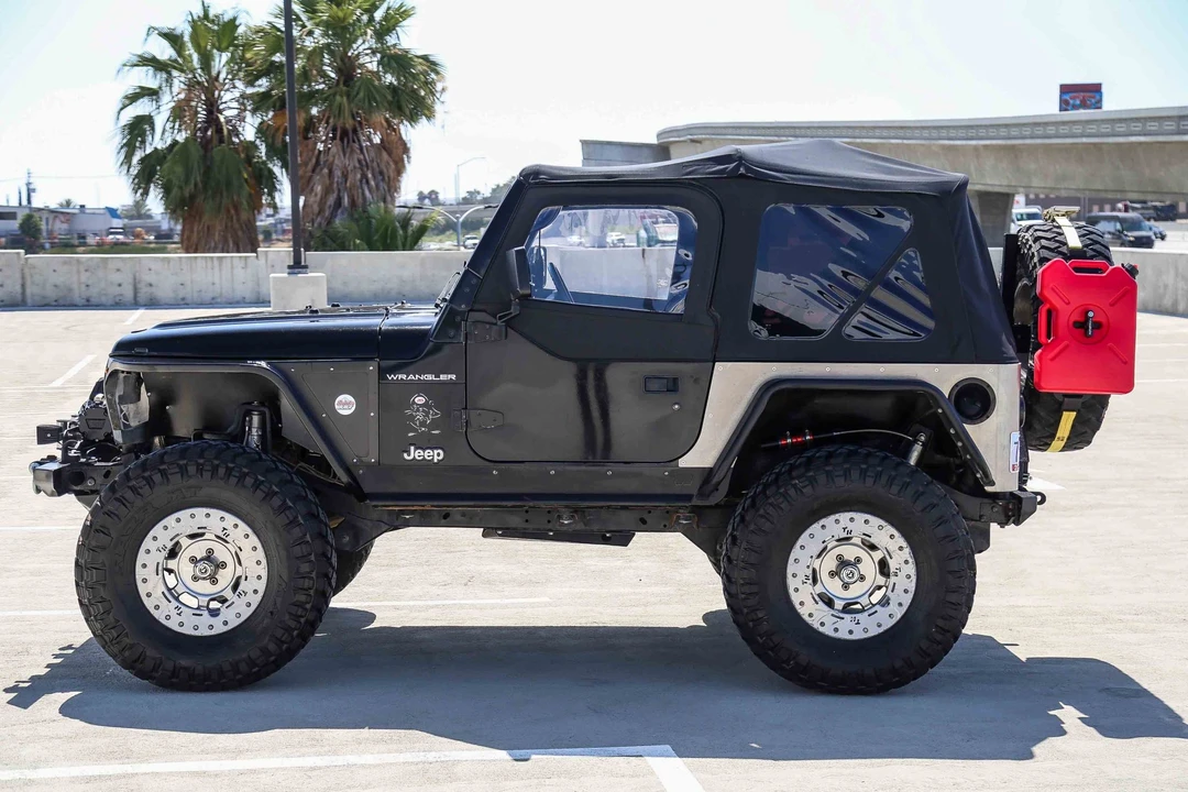 2000 Jeep TJ Wrangler - Image 7 of 31