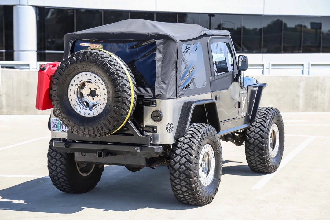 2000 Jeep TJ Wrangler - Image 17 of 31