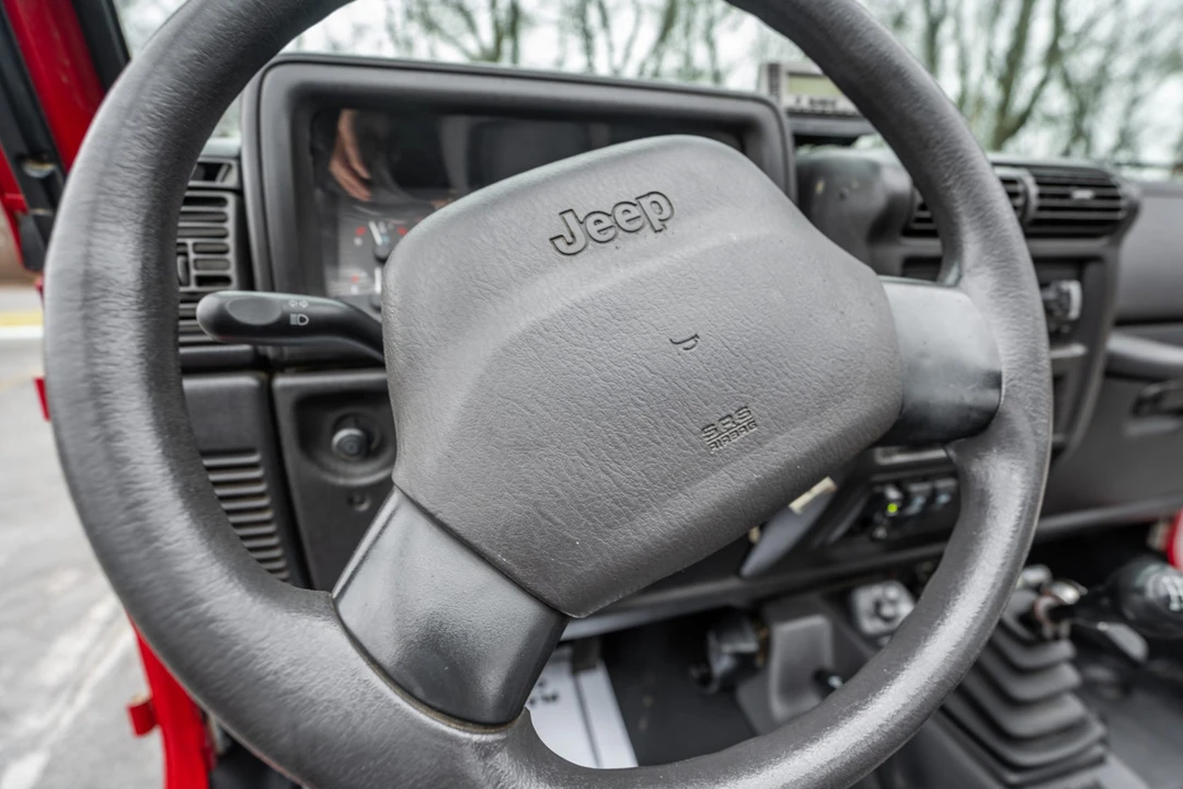 2000 Jeep TJ Wrangler - Image 29 of 31