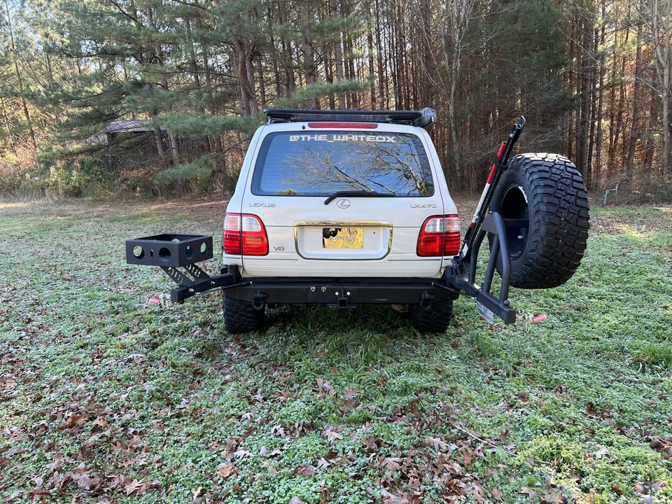 2000 Lexus LX 2nd Gen - Image 18 of 31