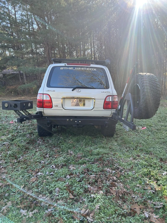 2000 Lexus LX 2nd Gen - Image 19 of 31