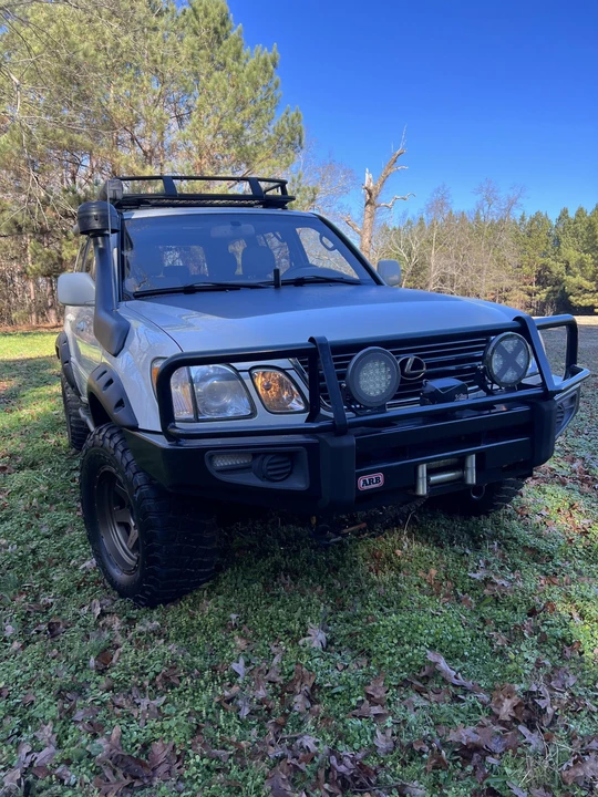 2000 Lexus LX 2nd Gen - Image 7 of 31