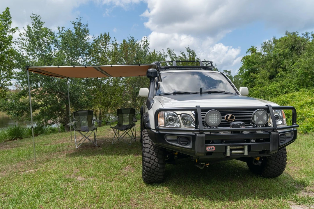 2000 Lexus LX 2nd Gen - Image 22 of 31