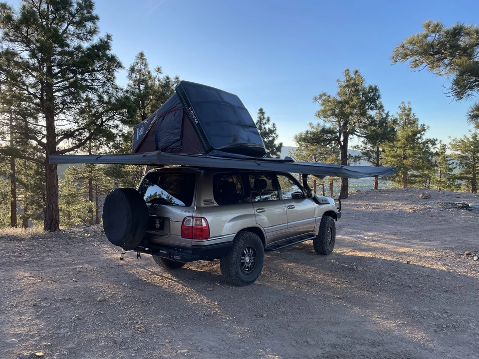 2000 Lexus LX 2nd Gen - Image 20 of 31