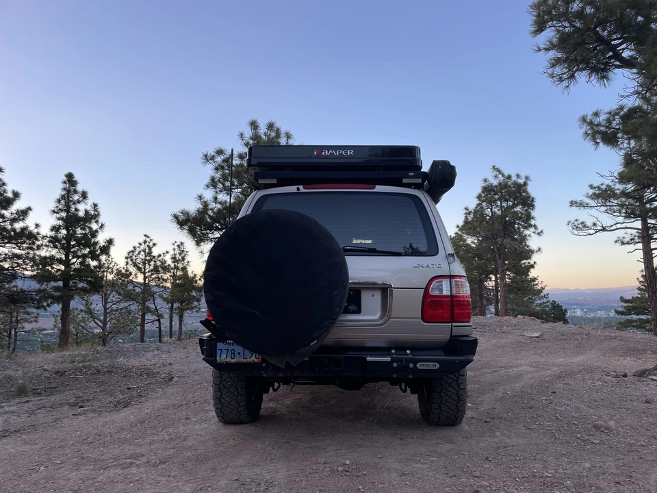 2000 Lexus LX 2nd Gen - Image 11 of 31