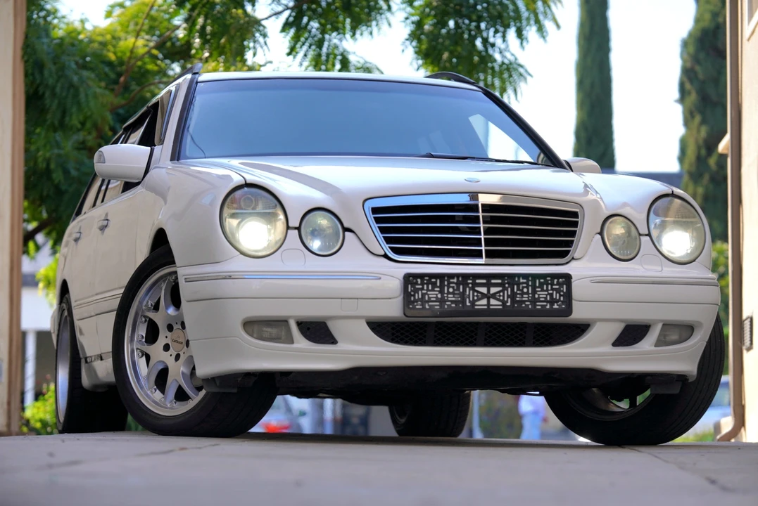 2000 Mercedes-Benz W210 E-Class - Image 11 of 31