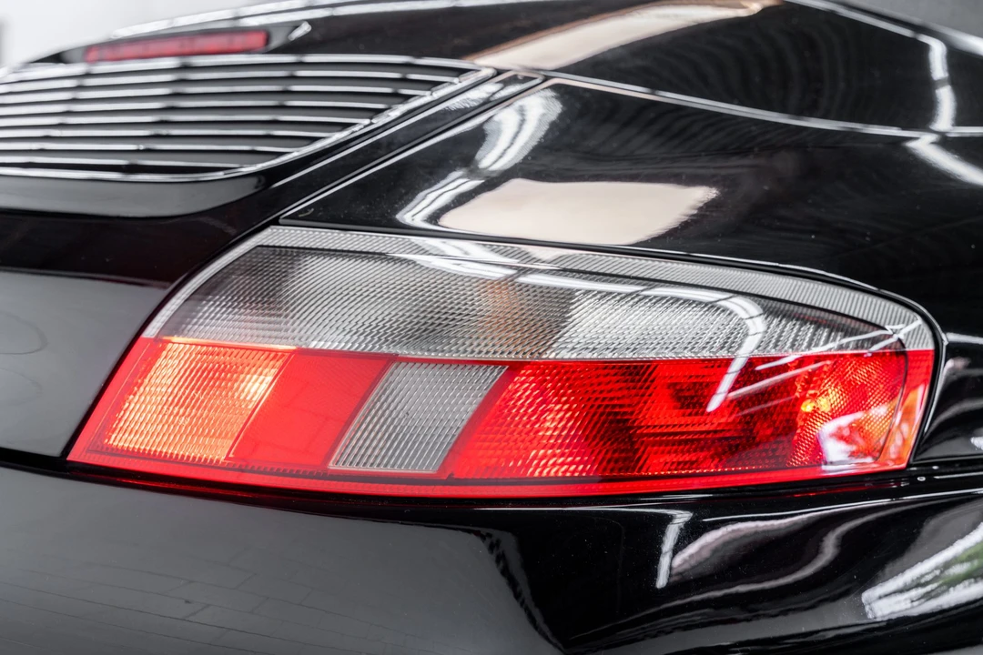 2000 Porsche 996 Carrera - Image 22 of 31