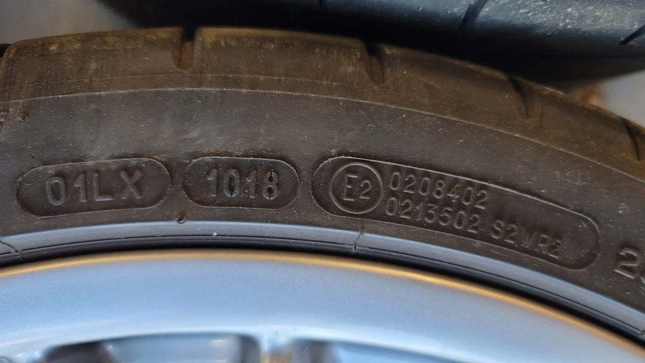 2000 Porsche 986 Boxster S - Image 21 of 31