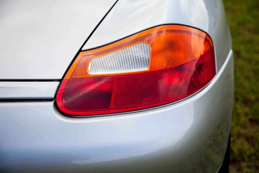 2000 Porsche 986 Boxster S - Image 17 of 31