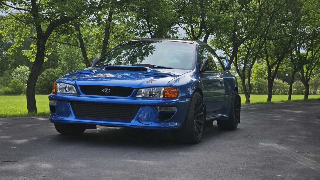 2000 Subaru Impreza 1st Gen - Image 2 of 31
