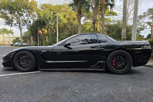 2001 Chevrolet Corvette C5 Z06 - Image 3 of 7