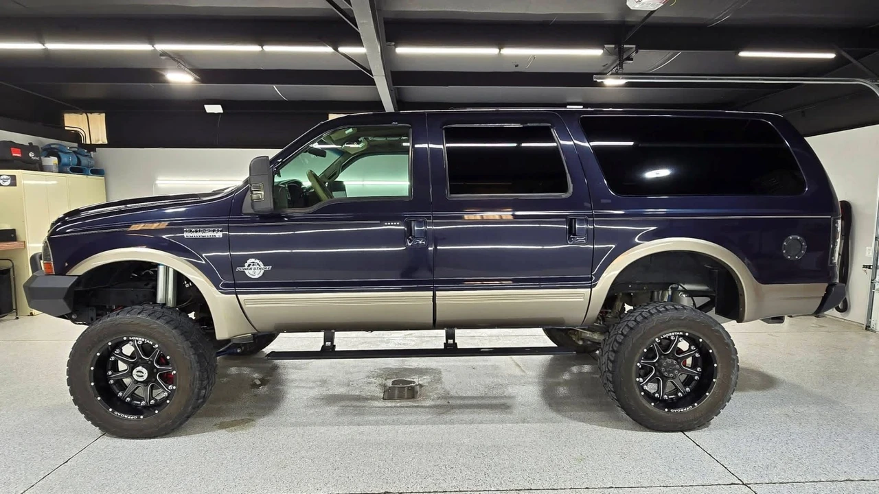 2001 Ford Excursion - Image 3 of 8