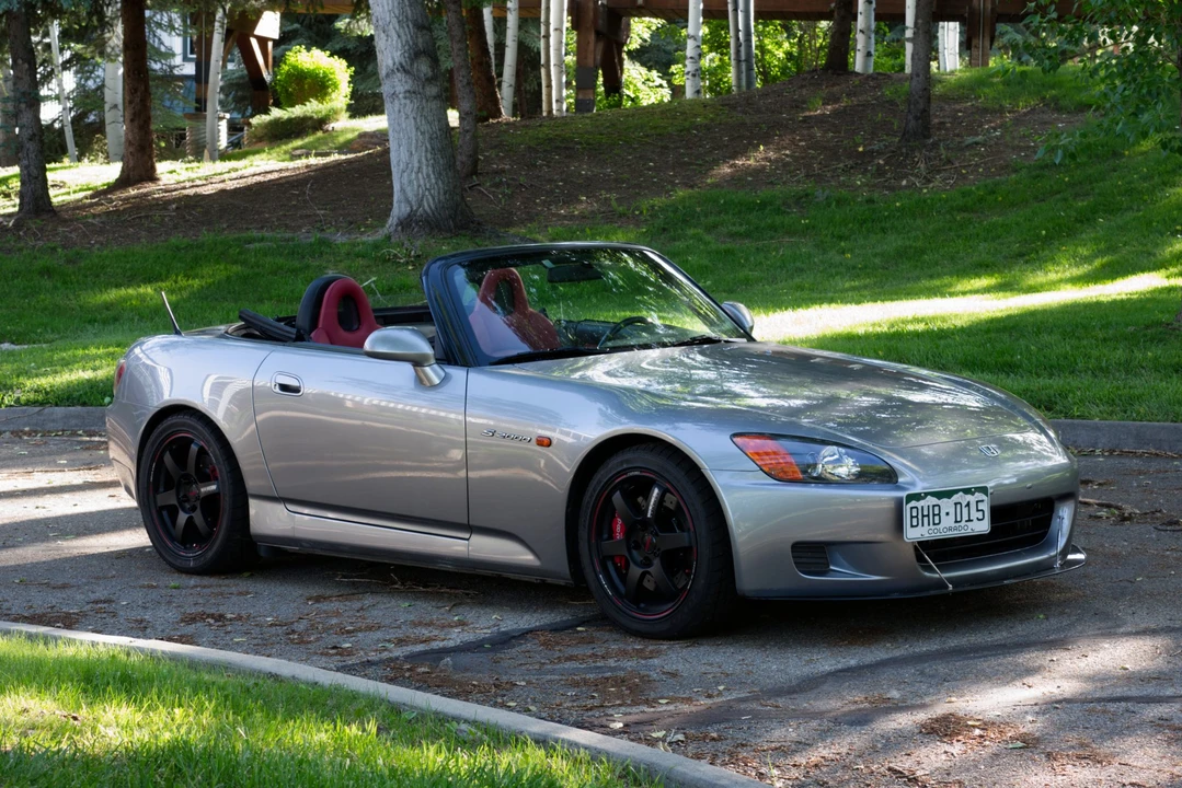 2001 Honda AP1 S2000 - Image 2 of 31