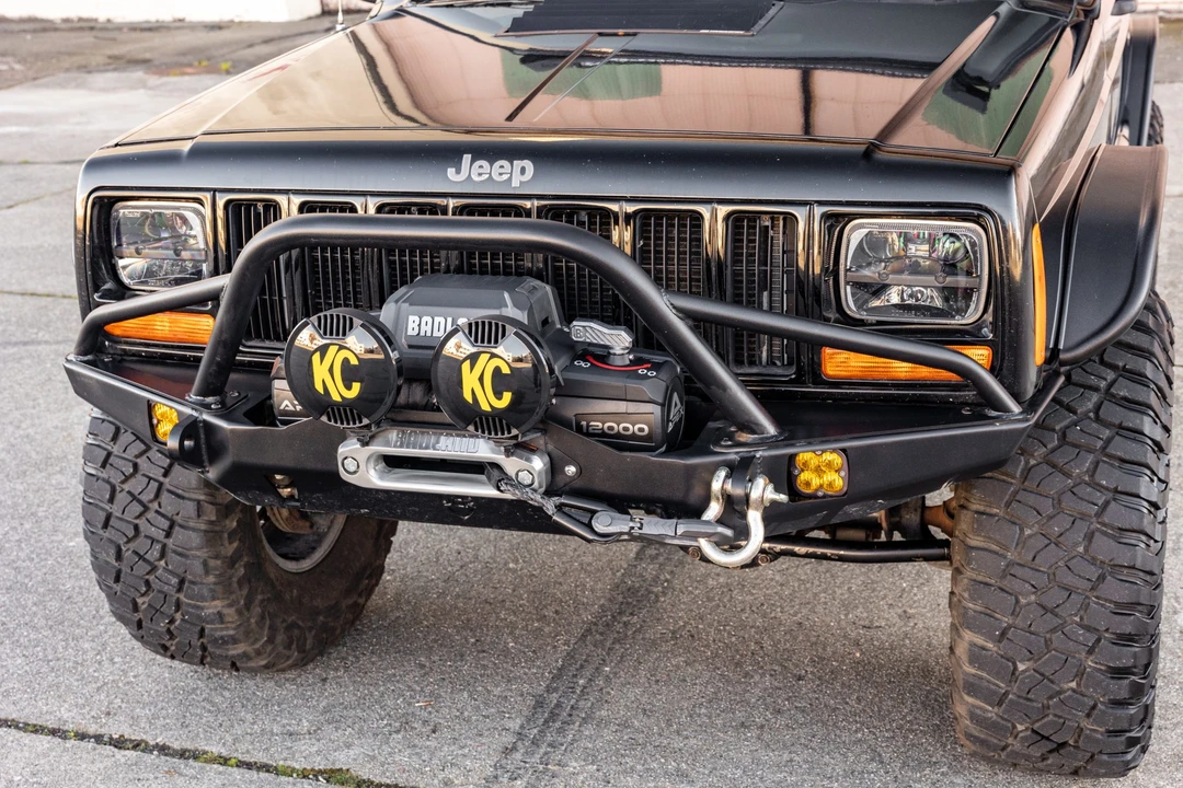 2001 Jeep XJ Cherokee - Image 14 of 31