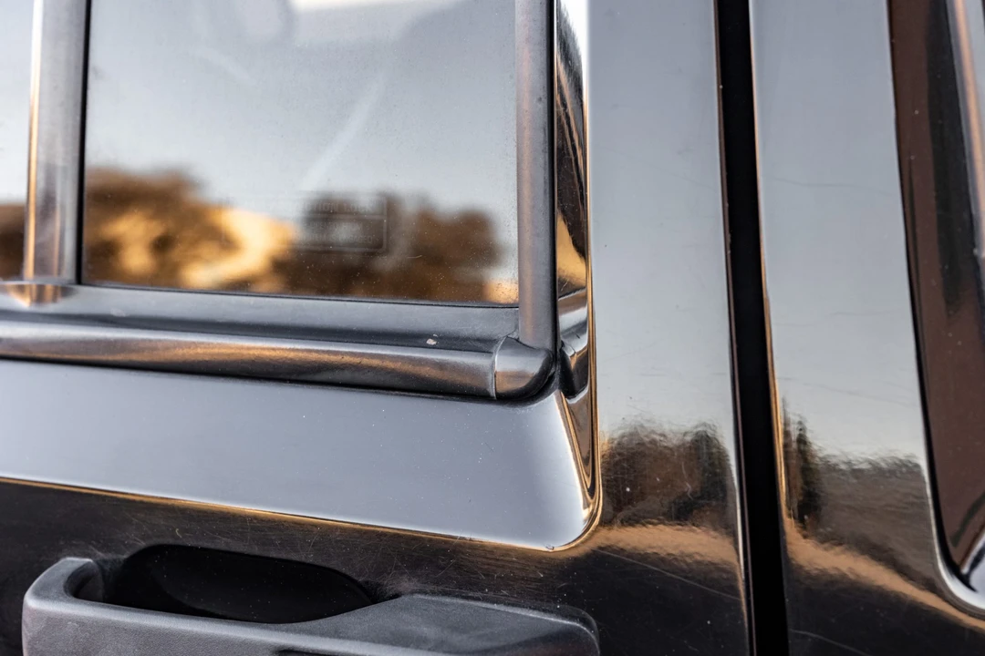 2001 Jeep XJ Cherokee - Image 30 of 31