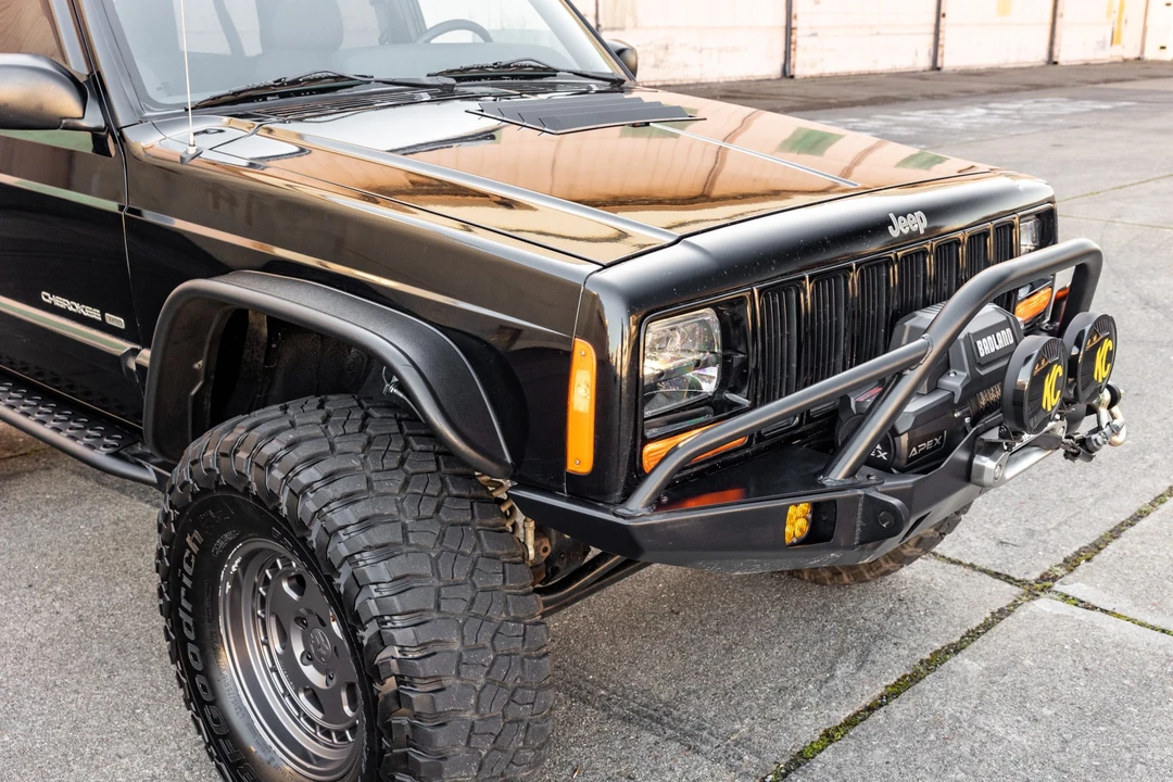2001 Jeep XJ Cherokee - Image 12 of 31