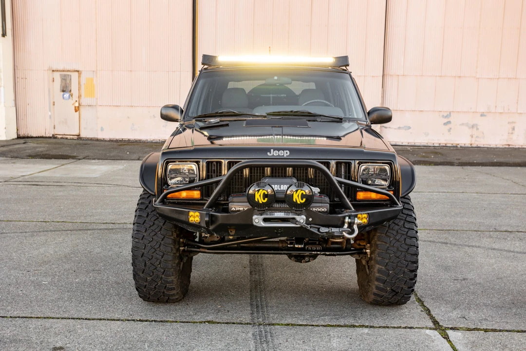 2001 Jeep XJ Cherokee - Image 10 of 31