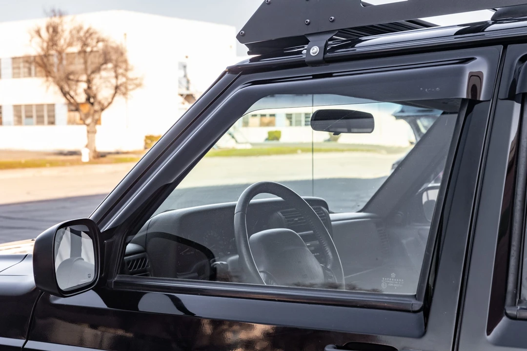 2001 Jeep XJ Cherokee - Image 23 of 31